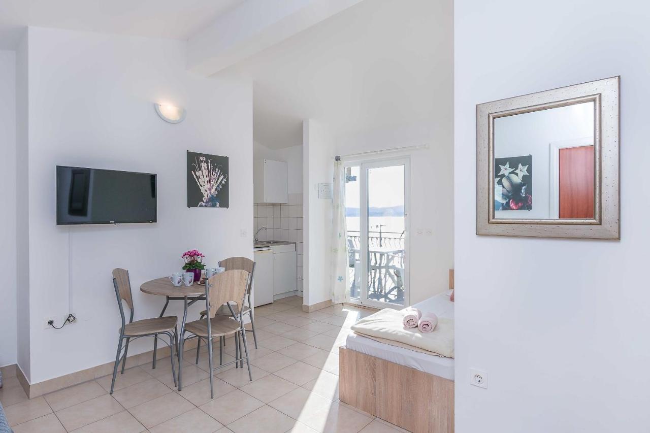 Apartmani Neno Lokva Rogoznica Exterior photo